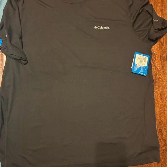 2-Men's casual neutral XL Columbia Blue and Black short sleeve T-Shirts NWT - Picture 5 of 8